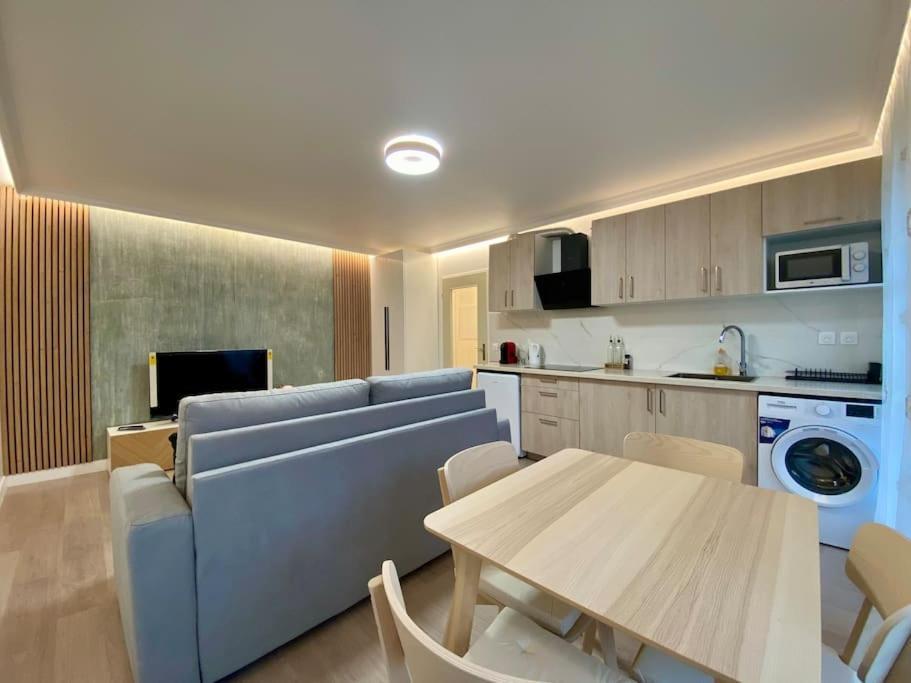 Suite Maximilien Near Disneyland Bussy-Saint-Georges Ngoại thất bức ảnh