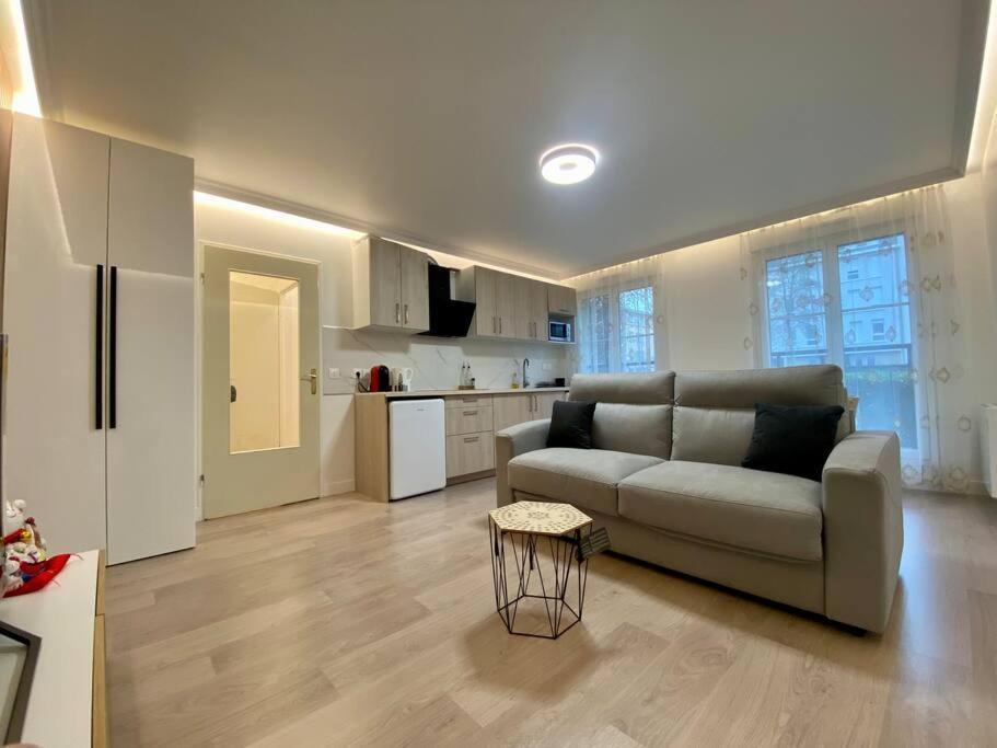 Suite Maximilien Near Disneyland Bussy-Saint-Georges Ngoại thất bức ảnh
